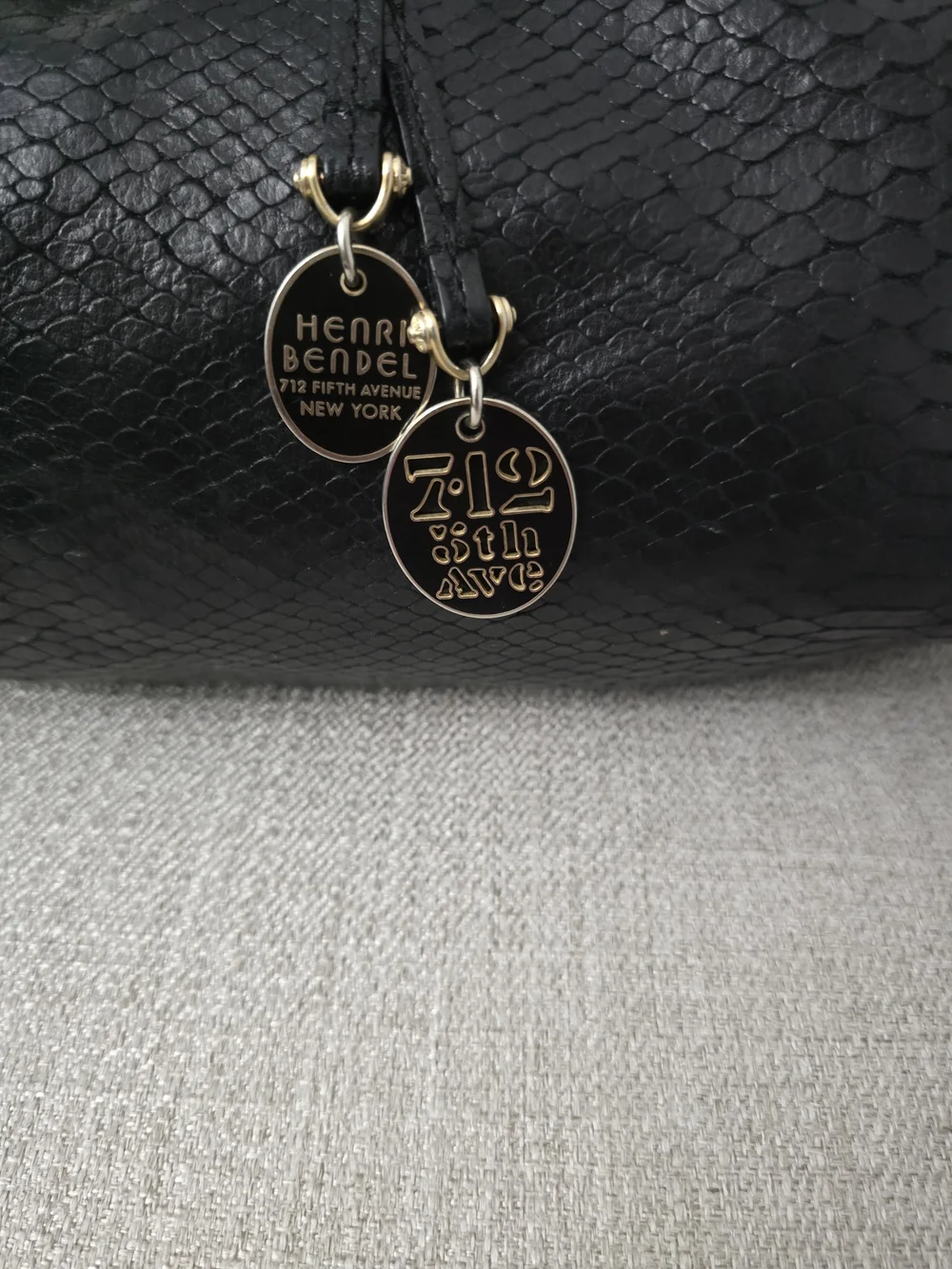 RARE Henri Bendel Python Embossed Leather Drawstring Hobo Bag - EUC